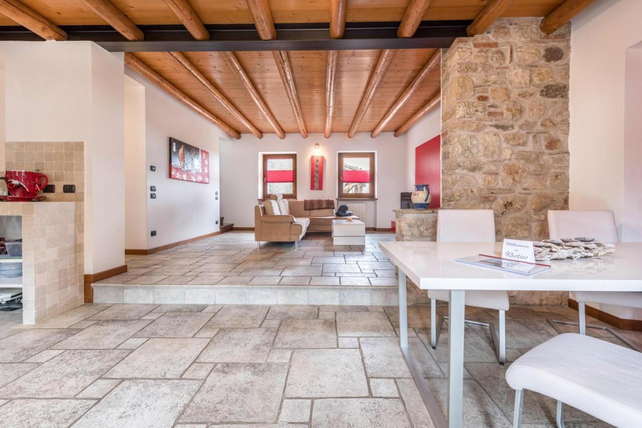 Villa Casa Rustico à Costermano Extérieur photo